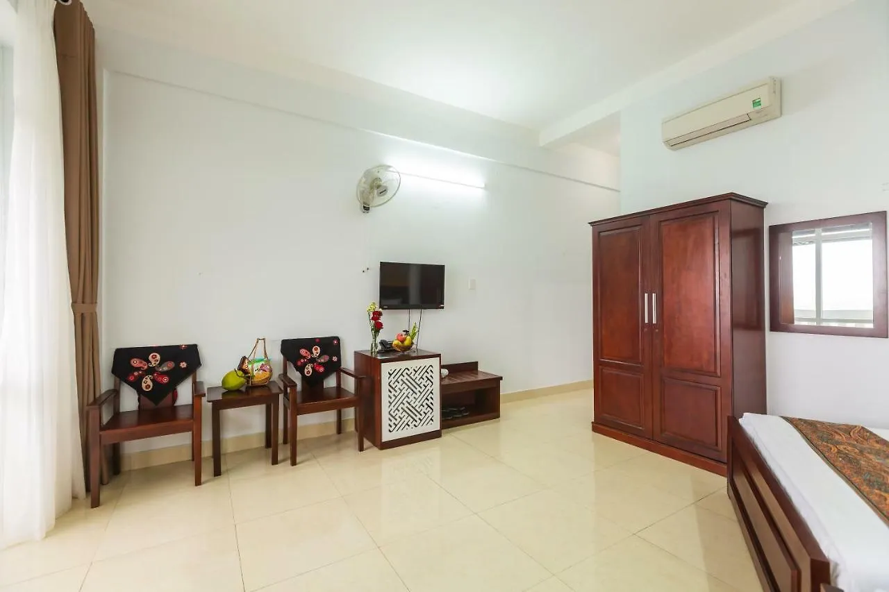 Navy Hotel Danang 3*, Da Nang
